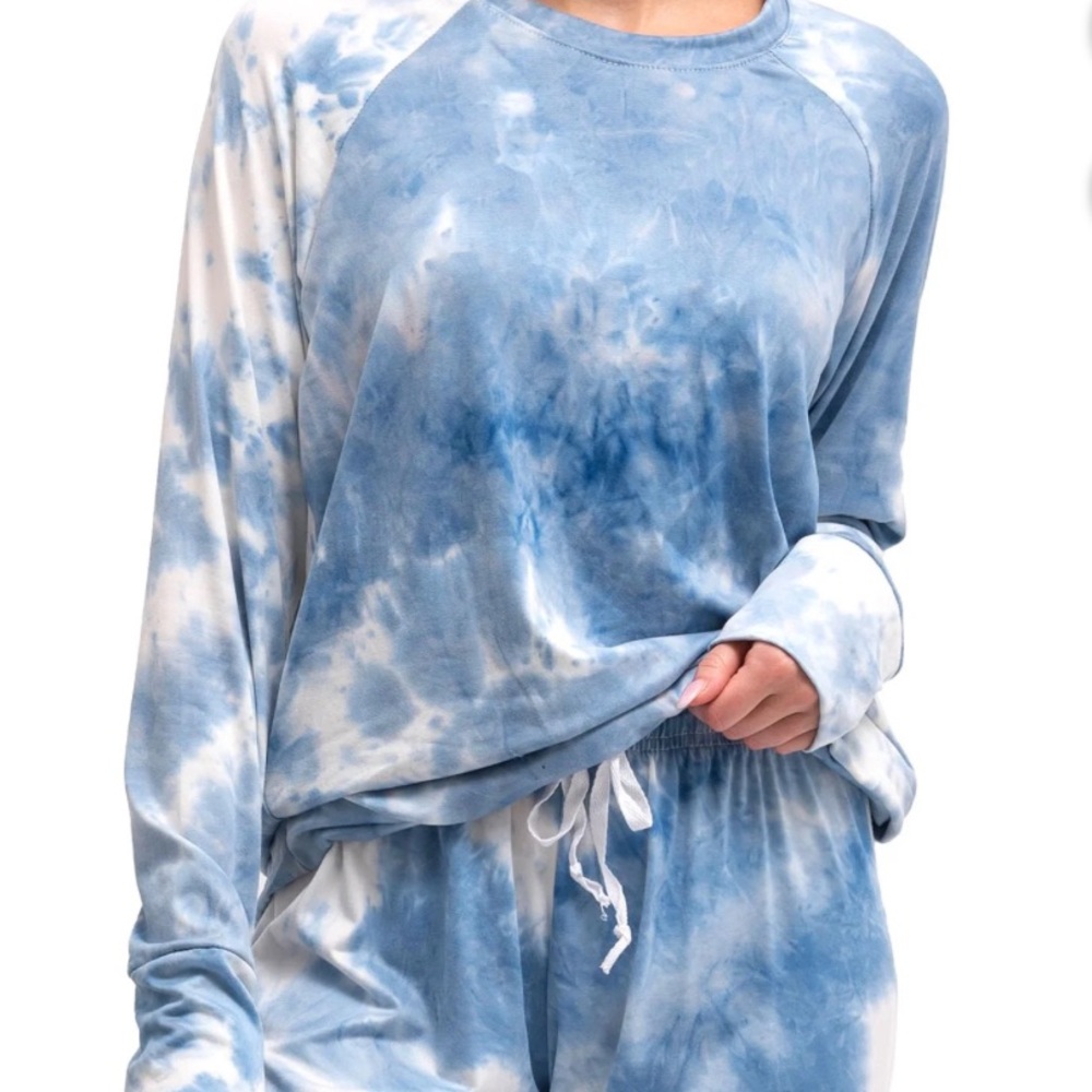Blue Tie-Dye Lounge Set